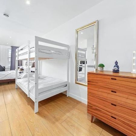 1 Bedroom Flat Piccadilly Sleep 7 In London Vr10 Екстериор снимка